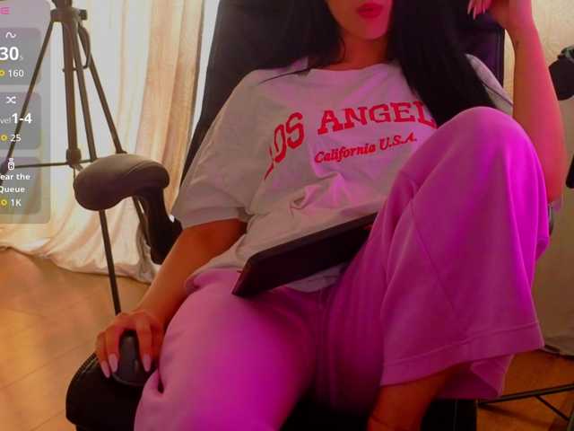 LauraDelight live webcam show