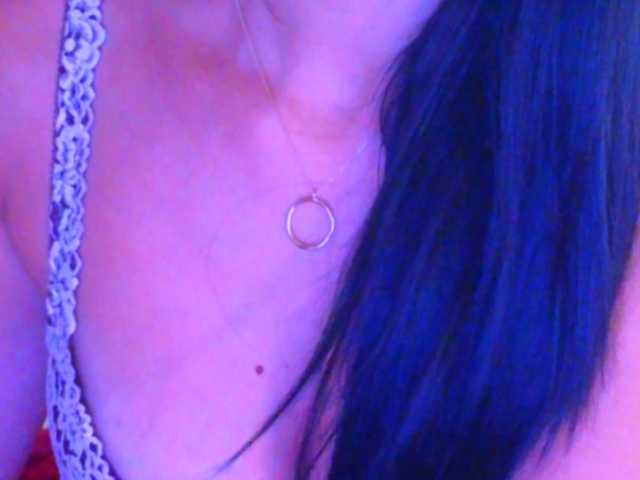 LauraDelight live cam on BongaCams