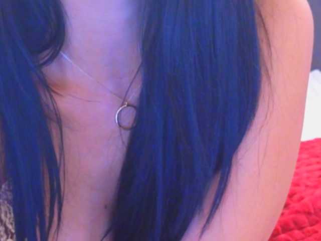 LauraDelight, en vivo ahora en BongaCams