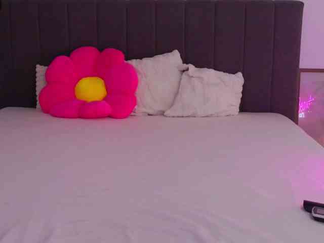LauraDelight webcam