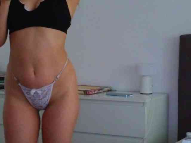 LauraDelight webcam