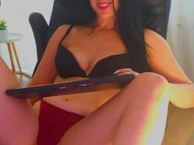 LauraDelight webcam