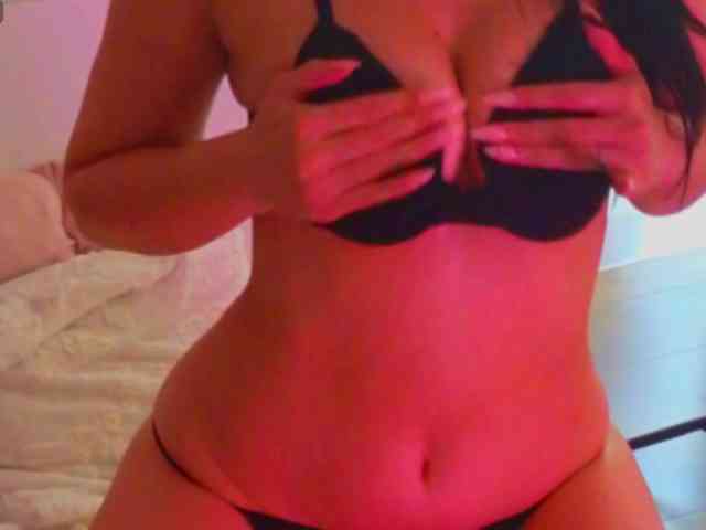 Model: LauraDelight