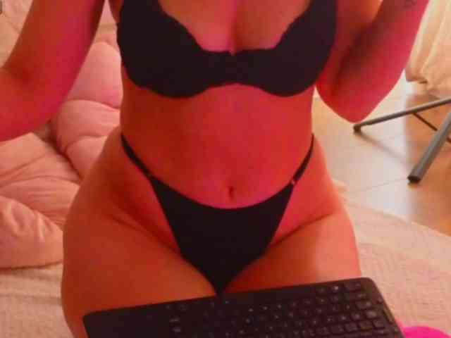 LauraDelight webcam