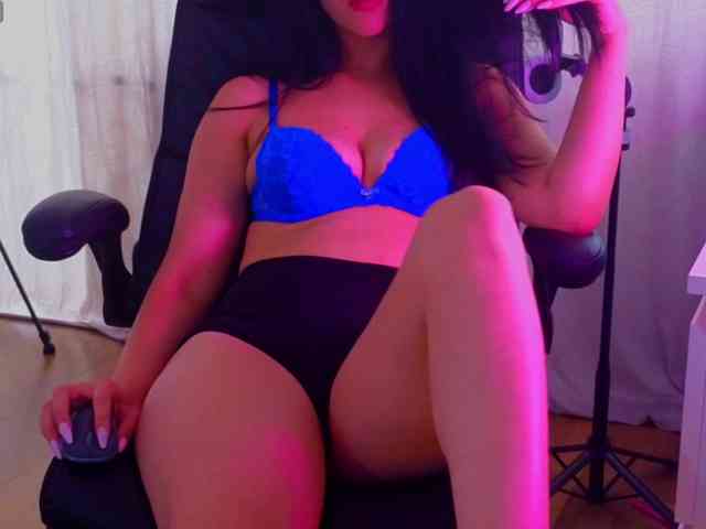 LauraDelight webcam