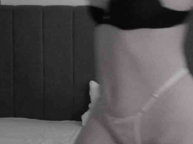 LauraDelight webcam