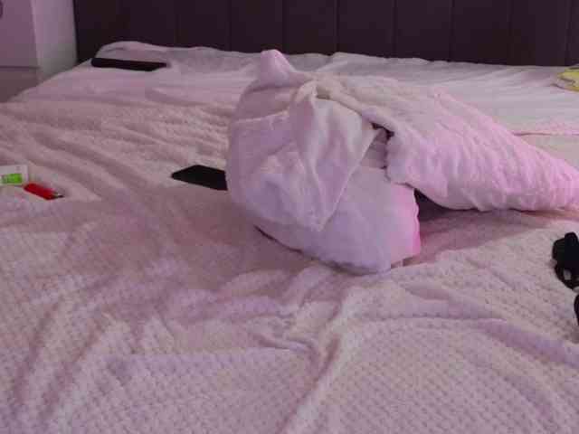 LauraDelight webcam