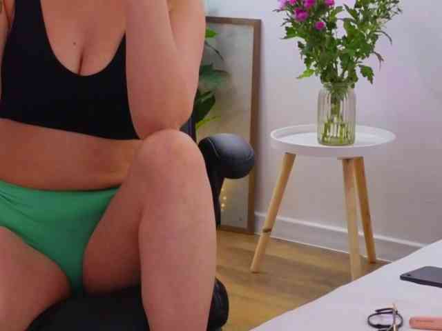 LauraDelight webcam