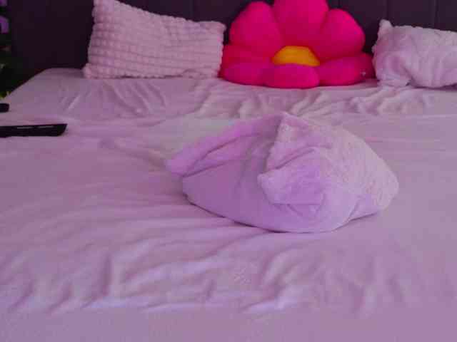 LauraDelight webcam