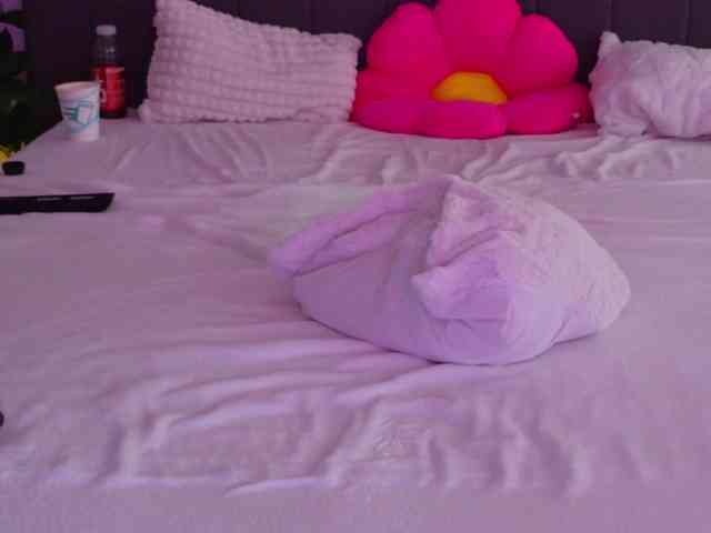 LauraDelight webcam