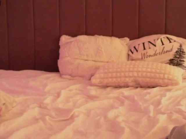 LauraDelight webcam