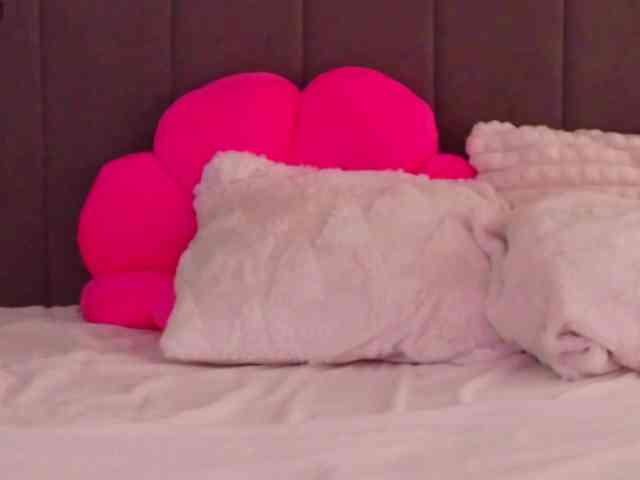 LauraDelight webcam
