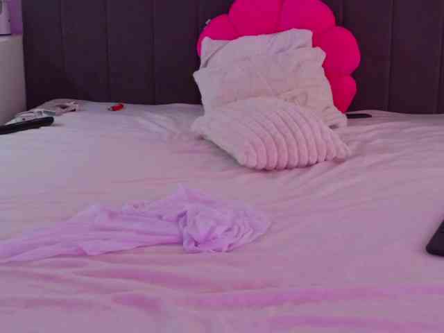LauraDelight webcam
