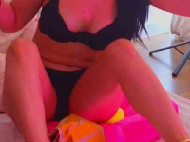 LauraDelight webcam