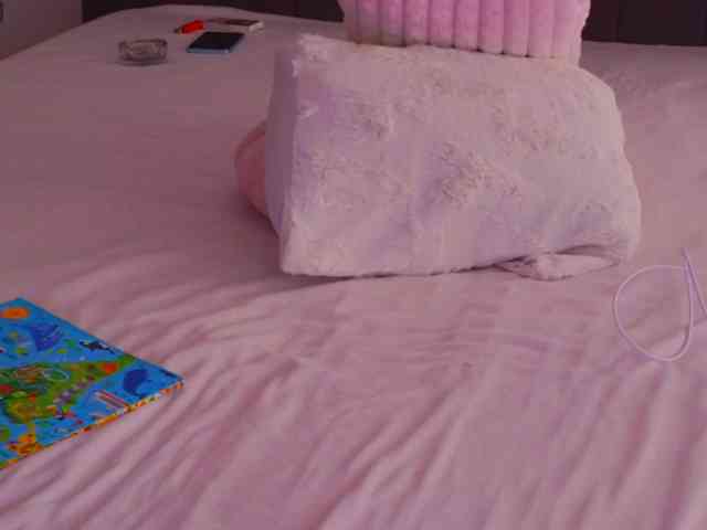 LauraDelight webcam