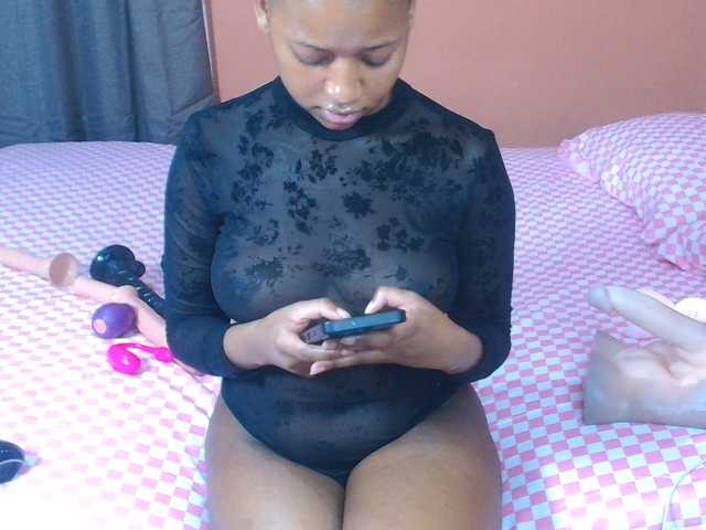 VelvetTits live cam on BongaCams