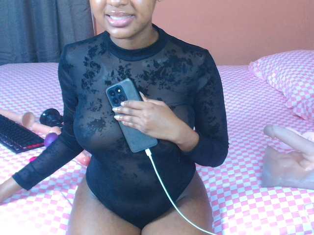 VelvetTits live cam on BongaCams
