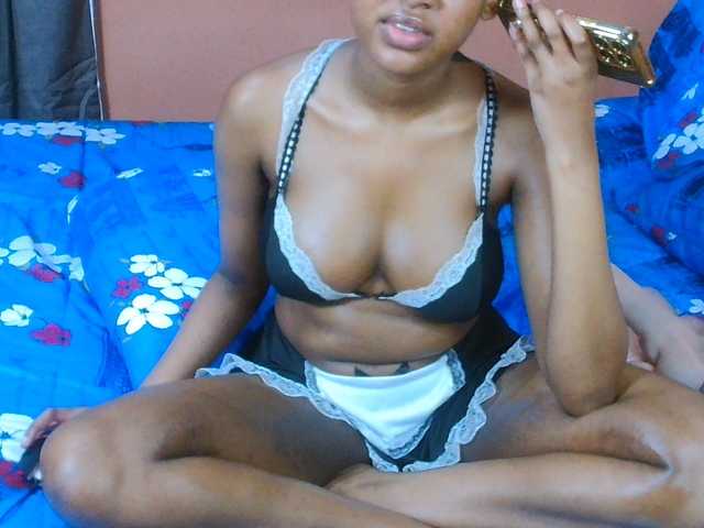 VelvetTits live cam on BongaCams