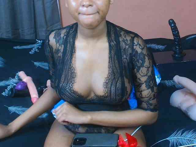 VelvetTits webcam