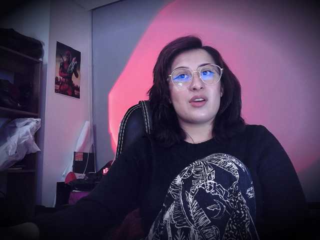 scarlettsen live cam on BongaCams