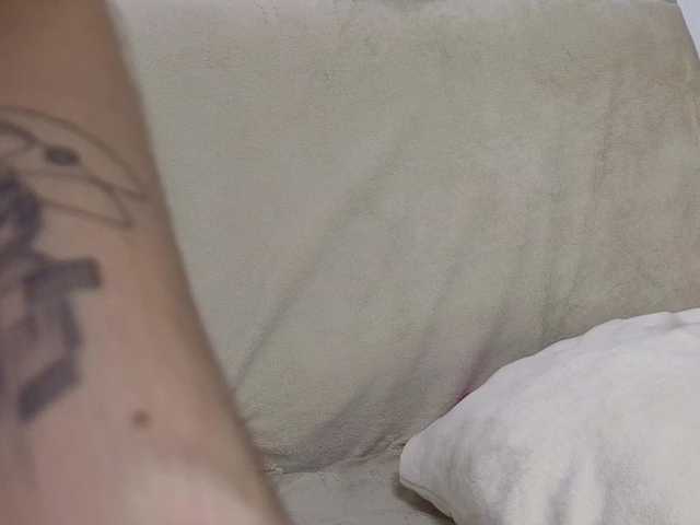 KateMooss live cam on BongaCams