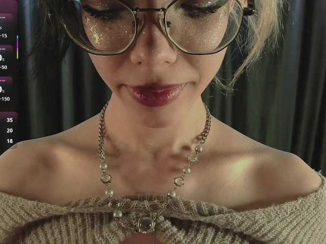 KateMooss's BongaCams show and profile