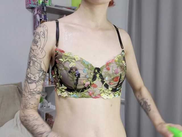 KateMooss live cam on BongaCams