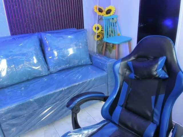 ChloeLombardi live cam on BongaCams