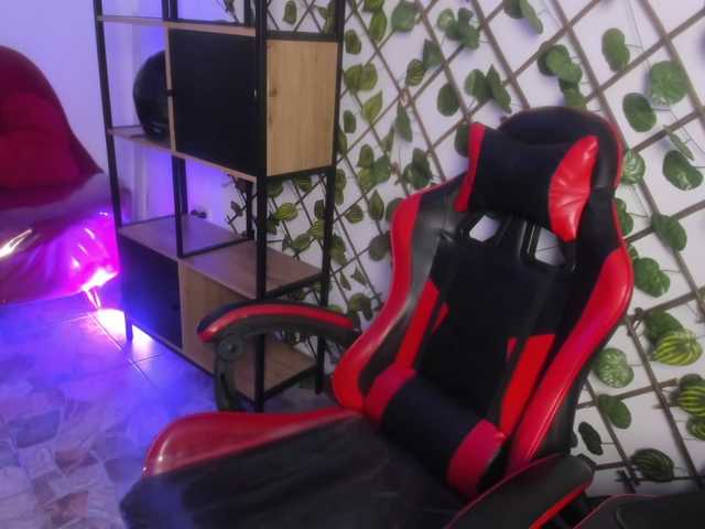 ChloeLombardi live cam on BongaCams
