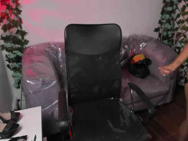 ChloeLombardi webcam