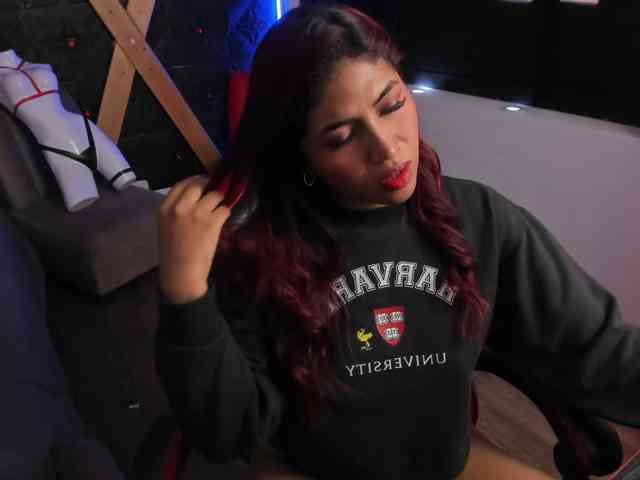 ChloeLombardi webcam