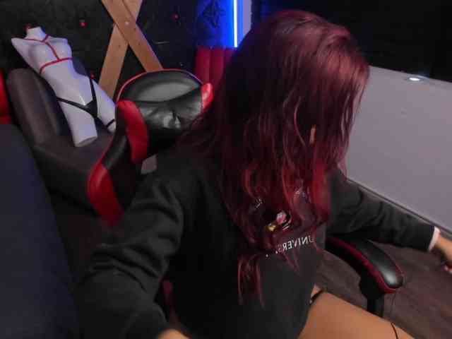 ChloeLombardi webcam