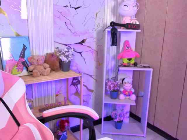 ChloeLombardi webcam