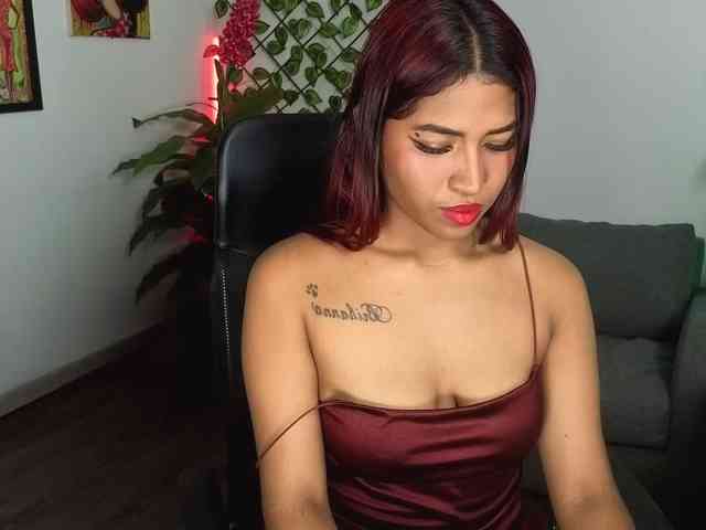 ChloeLombardi webcam
