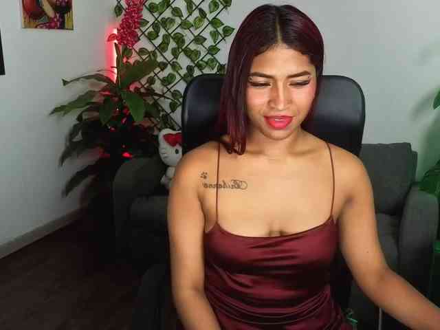 ChloeLombardi webcam