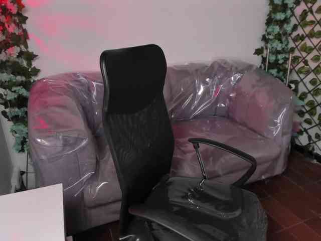 ChloeLombardi webcam