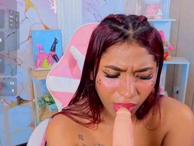 ChloeLombardi webcam