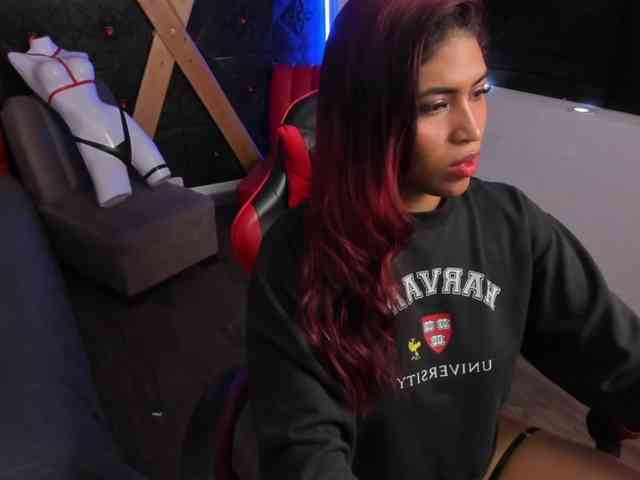 ChloeLombardi webcam