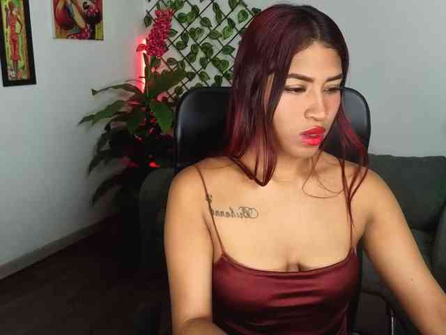 ChloeLombardi webcam