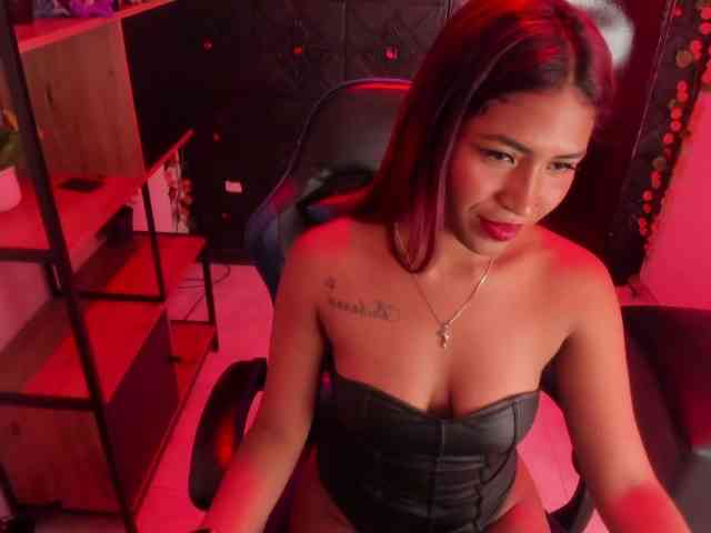 ChloeLombardi webcam