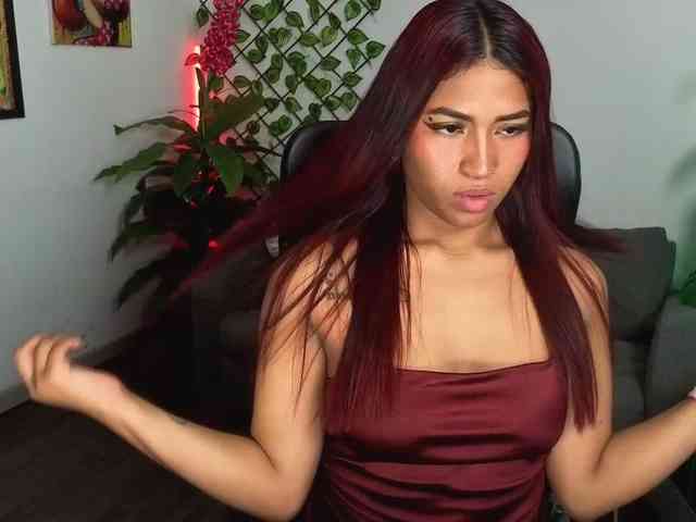 ChloeLombardi webcam