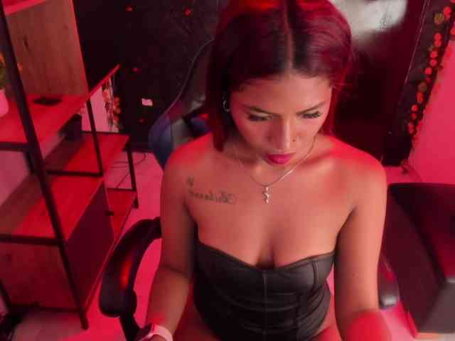 ChloeLombardi webcam