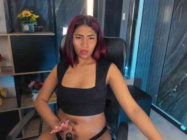 ChloeLombardi webcam