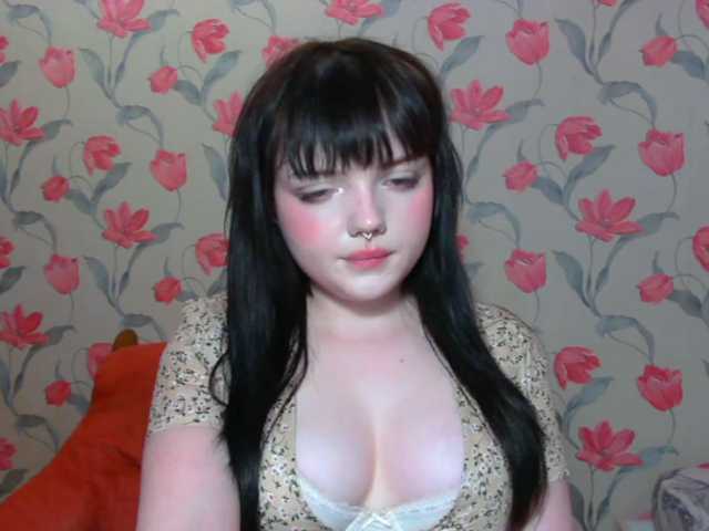 AnnmarieGuastella's BongaCams show and profile