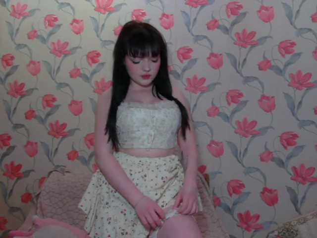 AnnmarieGuastella's BongaCams show and profile