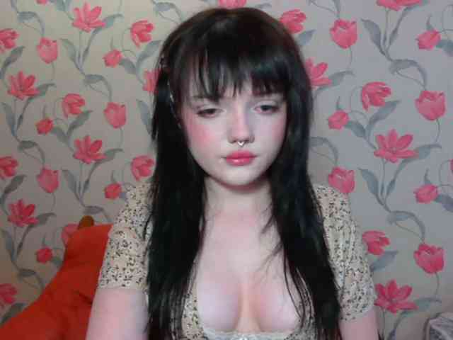 AnnmarieGuastella webcam