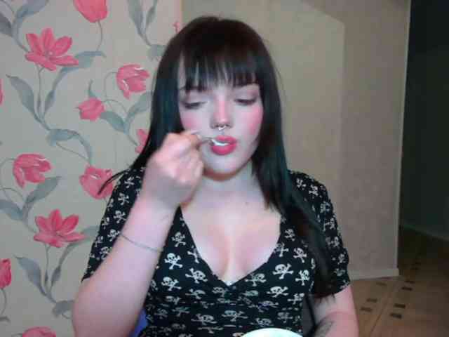 AnnmarieGuastella webcam