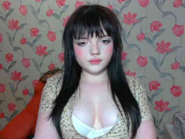 AnnmarieGuastella webcam