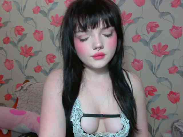 AnnmarieGuastella webcam