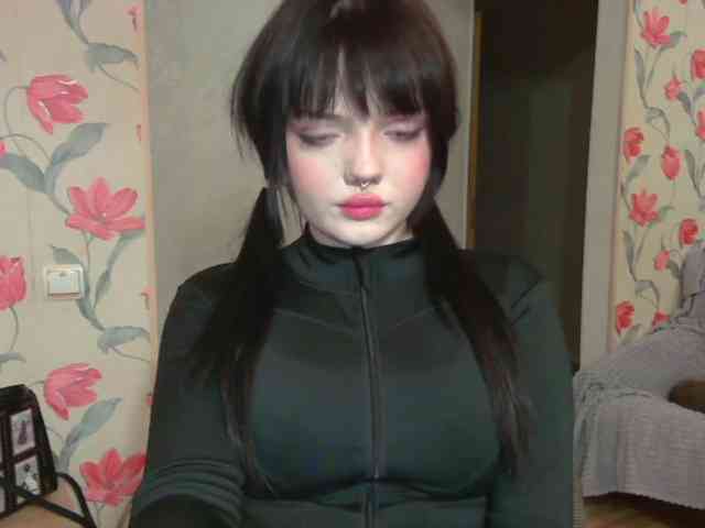 Model: AnnmarieGuastella
